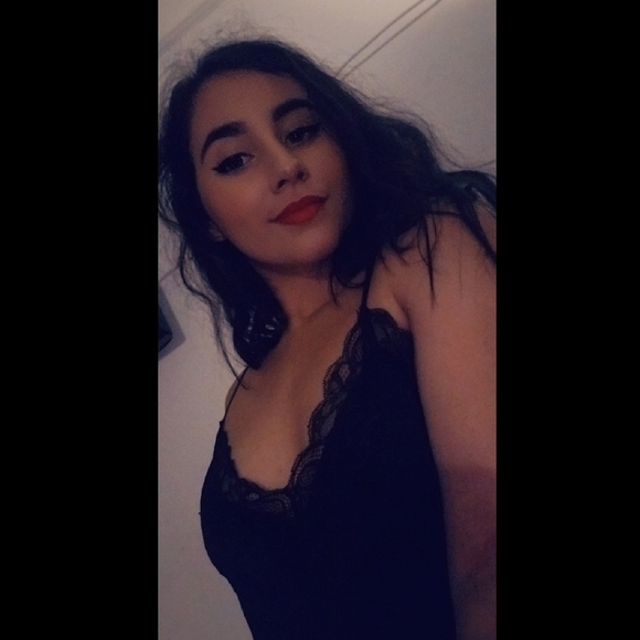 Meet your Posher, Alex - Picture 1 of 1